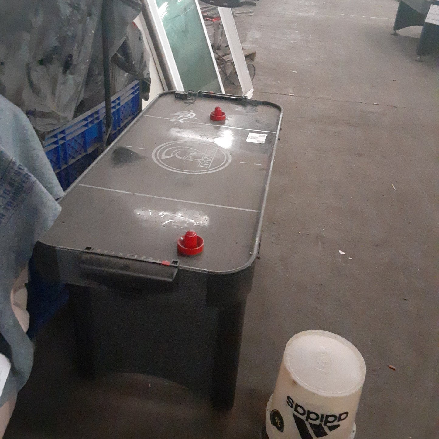 P00219 - Spartan Air Hockey Table