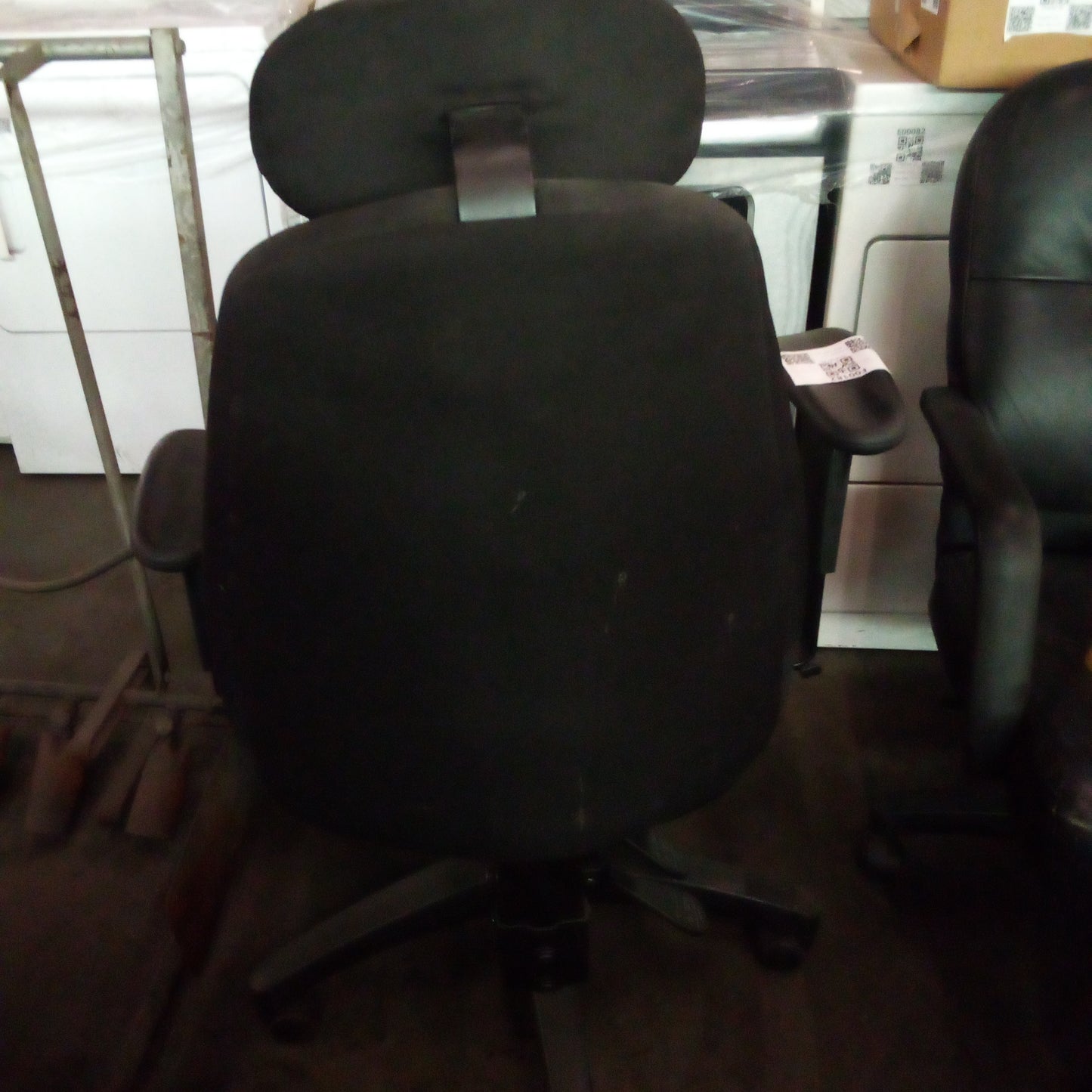 F00182 - Black Computer chair