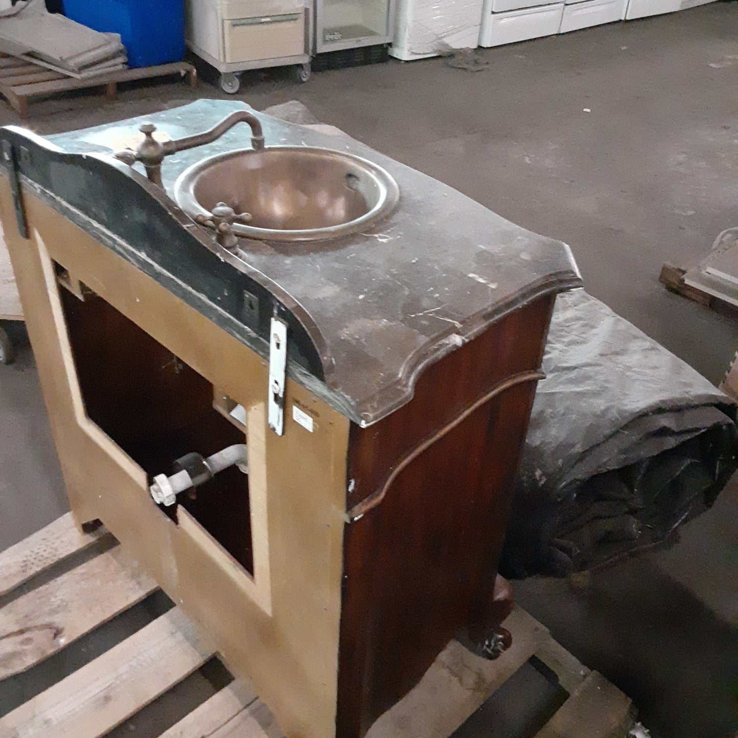 B00040 - Wooden Faucet Stand/Cabinetry