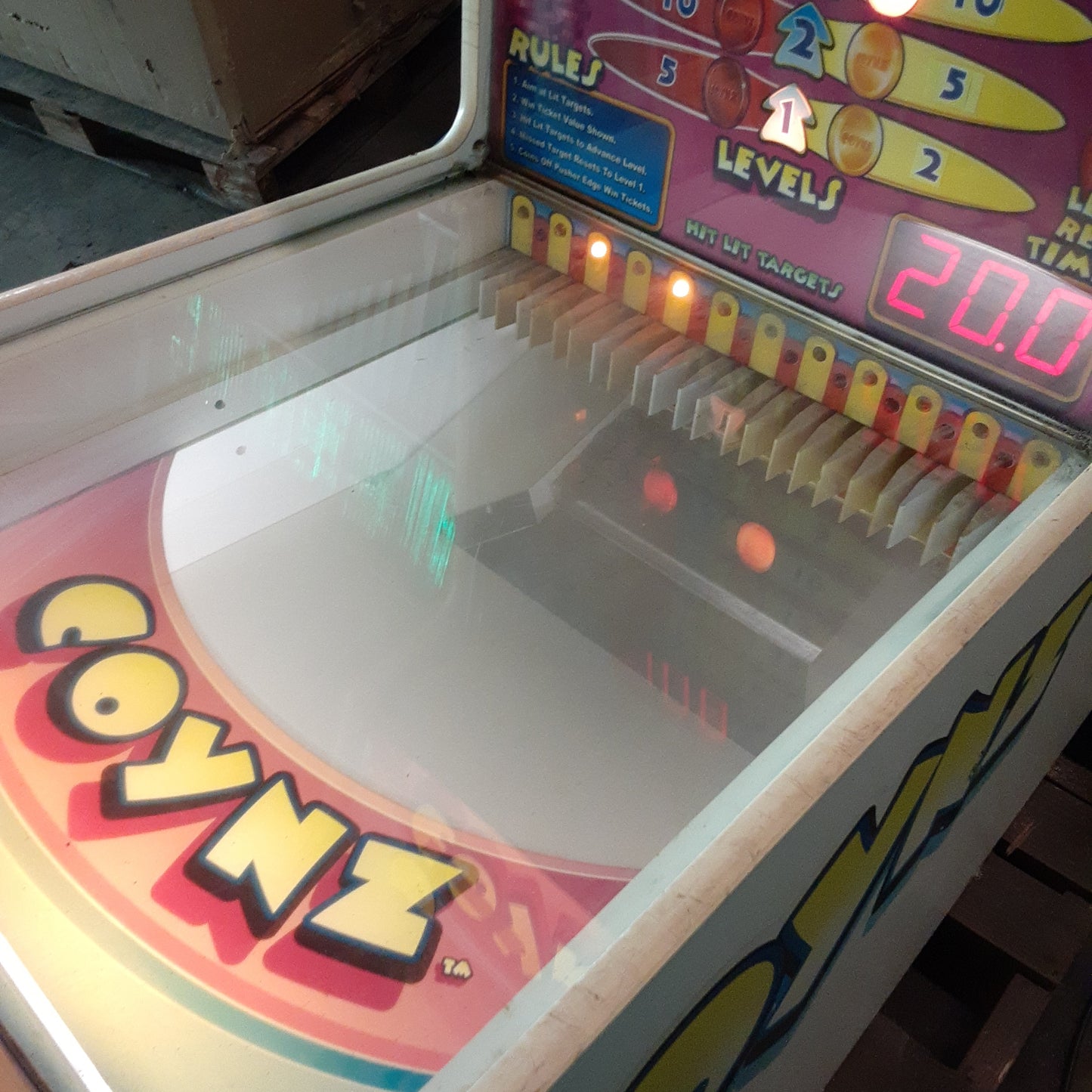 E00148 - Coynz Coin Rolling Game