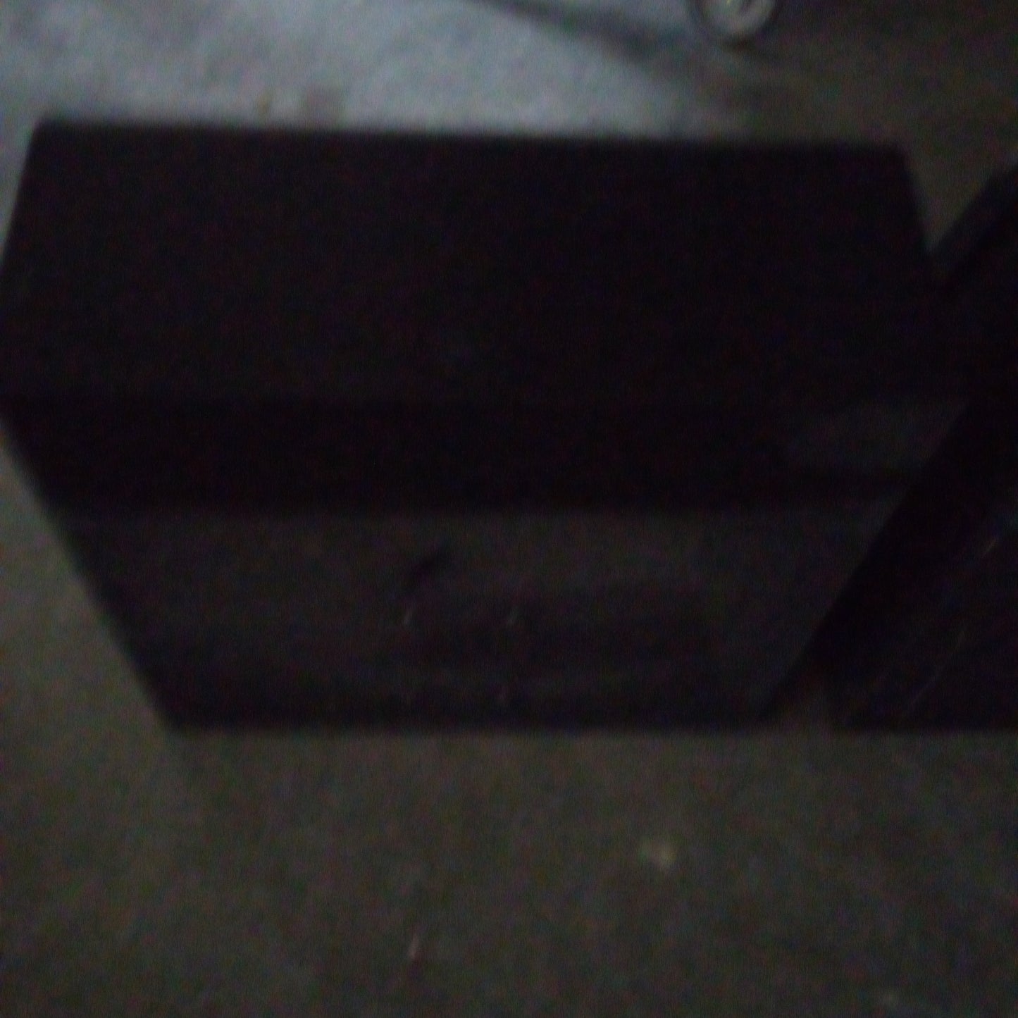 E00229 - JBL Speakers