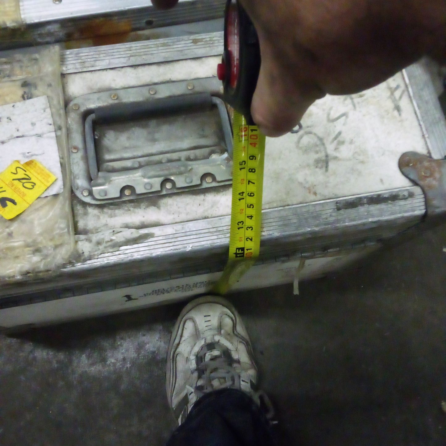 M00308 -Silver Cases