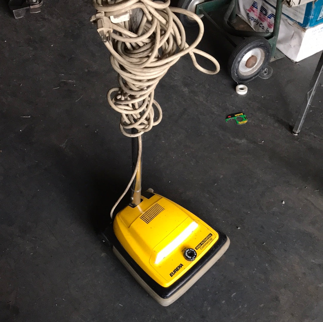 E00177 - vacuum cleaner