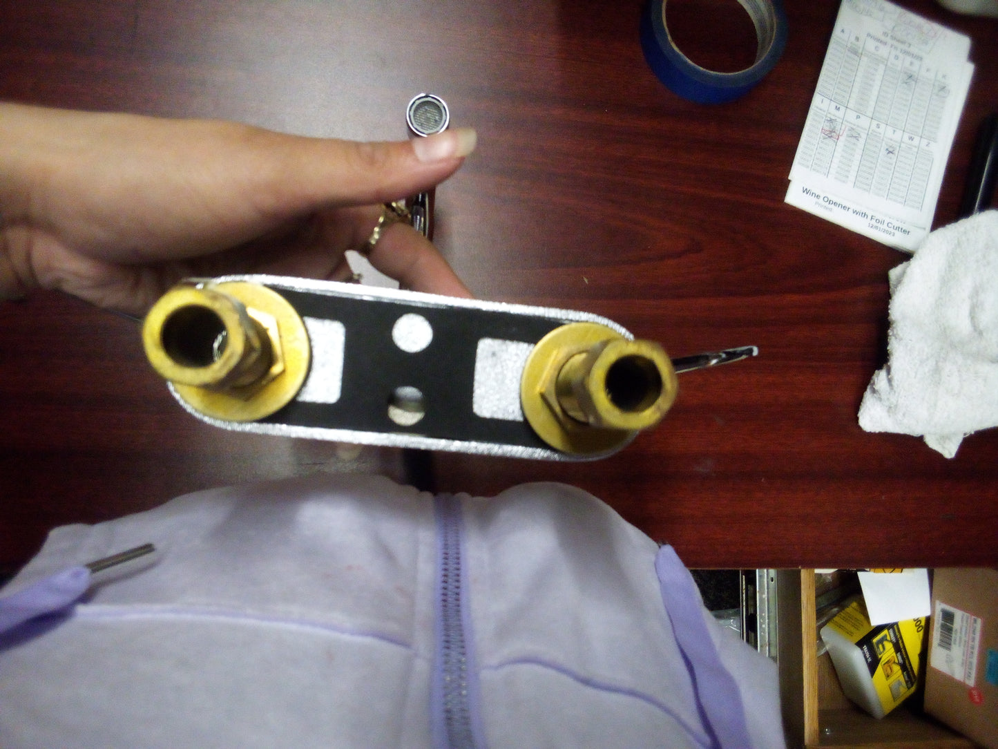 B00033 - American Stand Low Facet