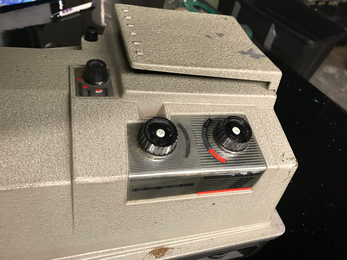 M00158 - Revere Automatic Slide Projector