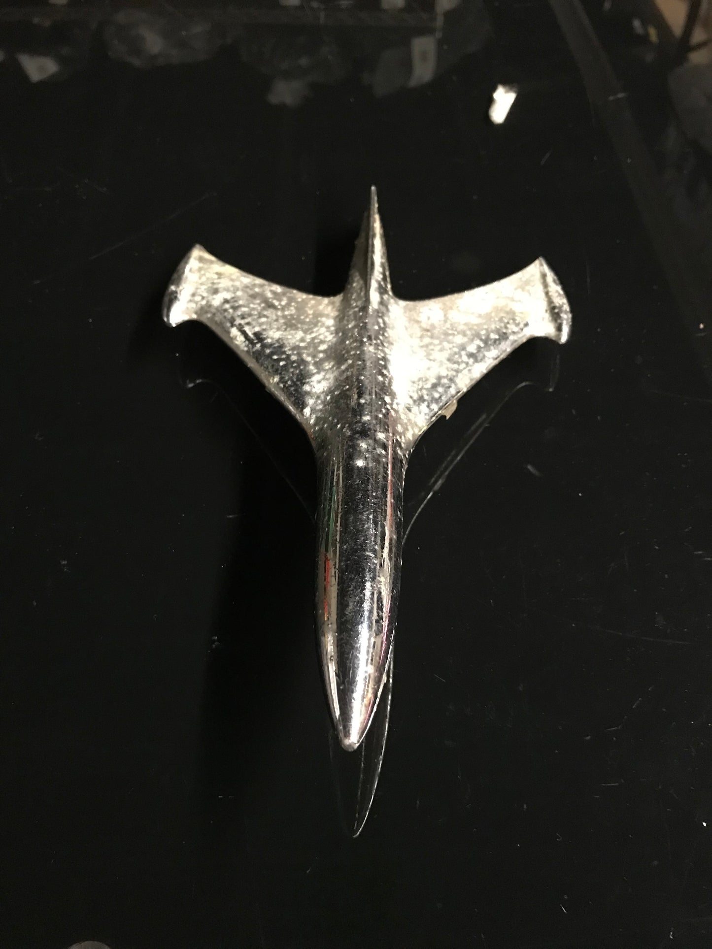 A00015 - 1953 Hood Ornament