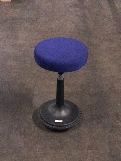 M00251 - chair