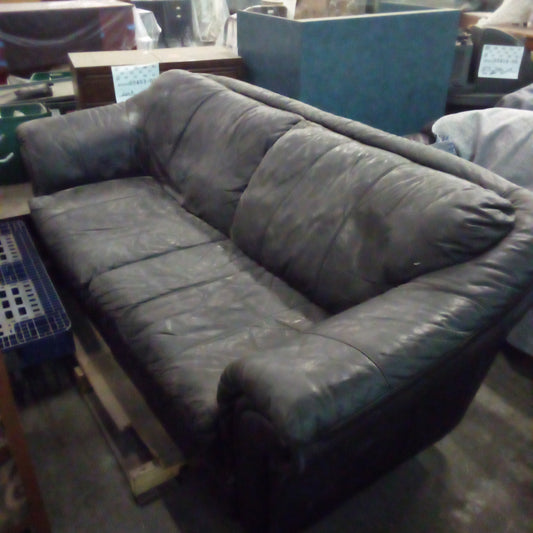 F00167 - Black Couch