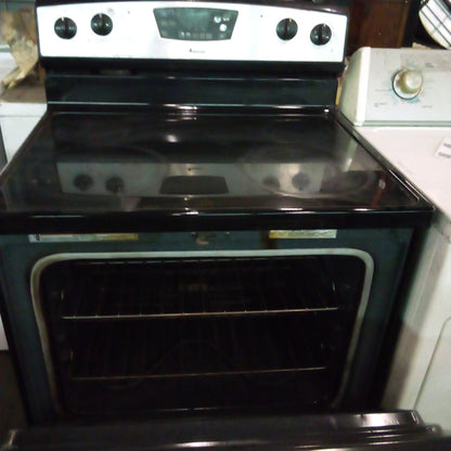 E00083 - Amana Black Stove/Oven