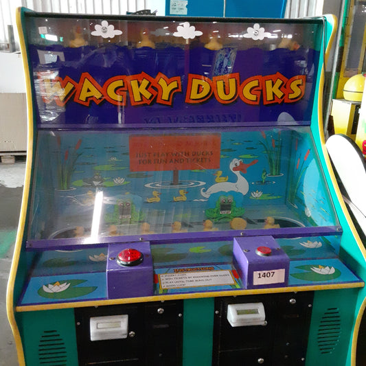 E00132 - Wacky Ducks Game Machine