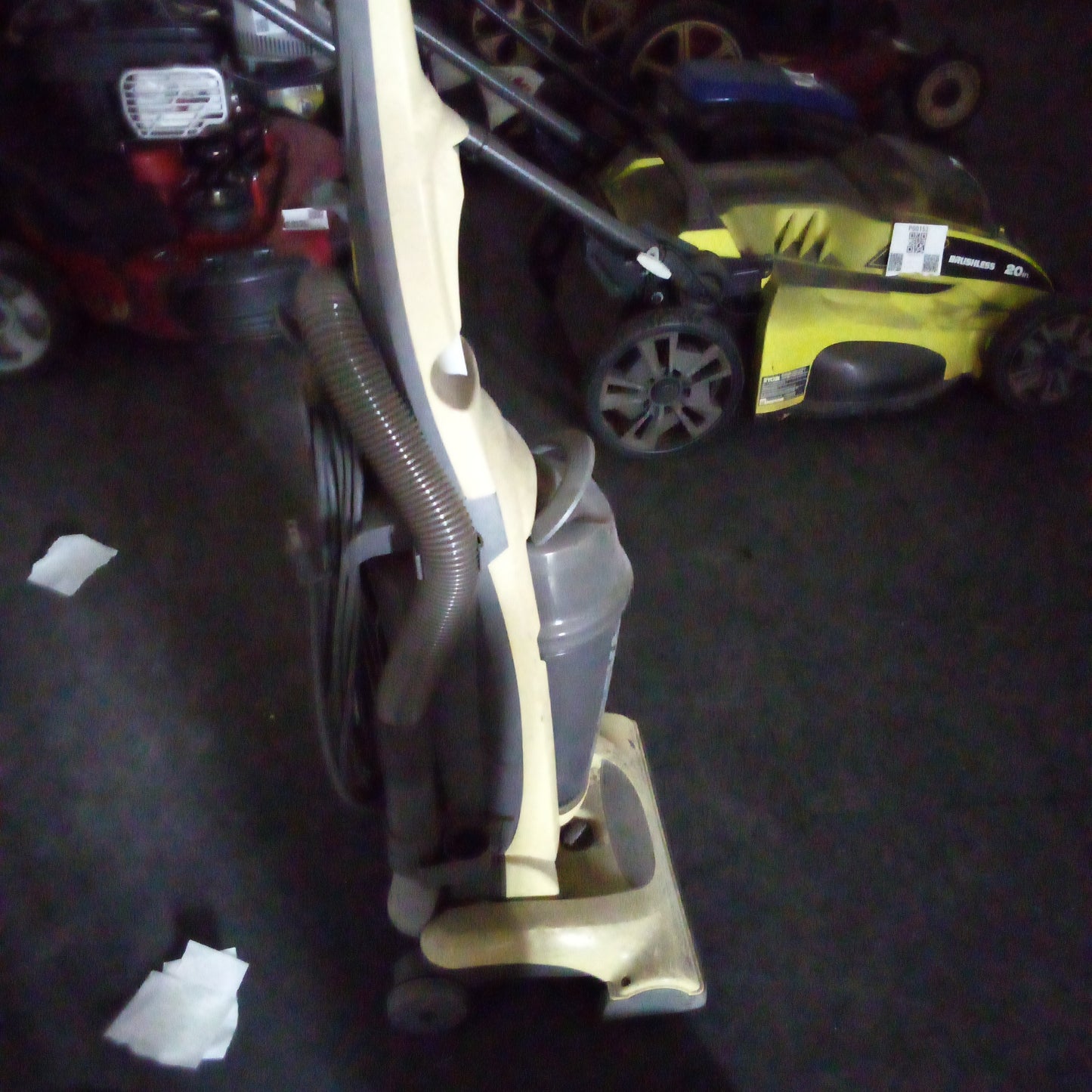 E00136 -Eureka Vacuum high performance energy saver