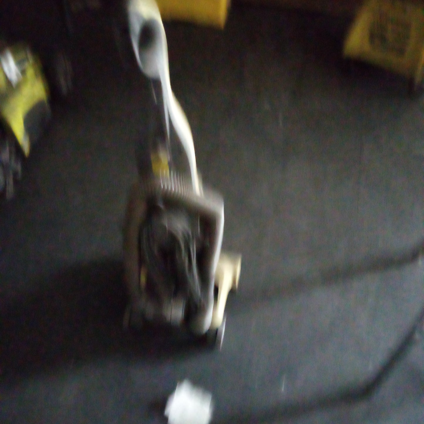 E00136 -Eureka Vacuum high performance energy saver