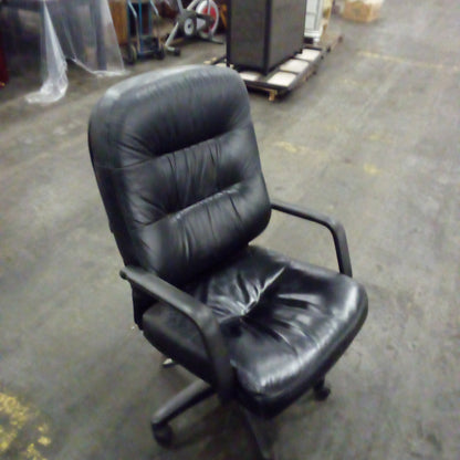 C00089 - computer chair