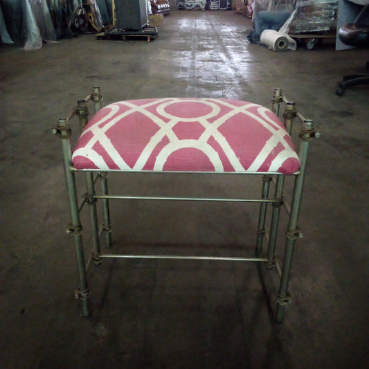 F00230 - footrest stool