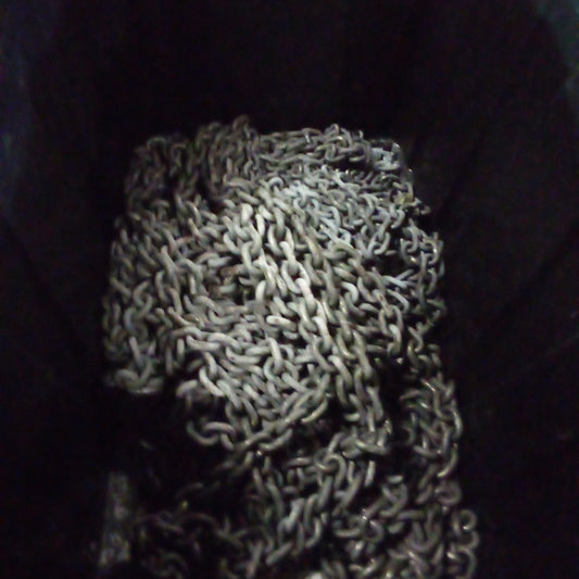 T00103 -Bin of Chains