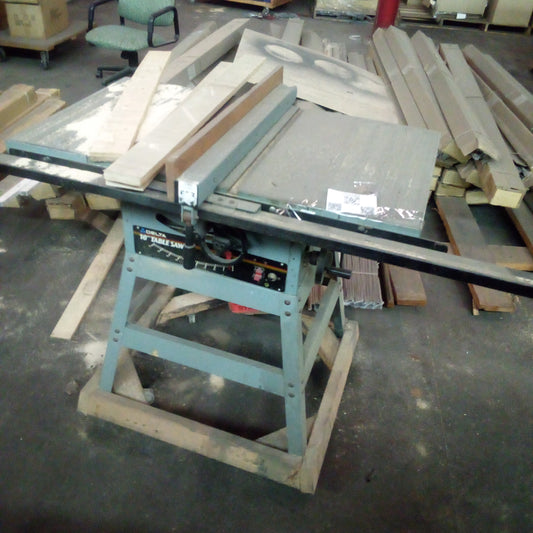 T00082 - Delta 10 inch table saw