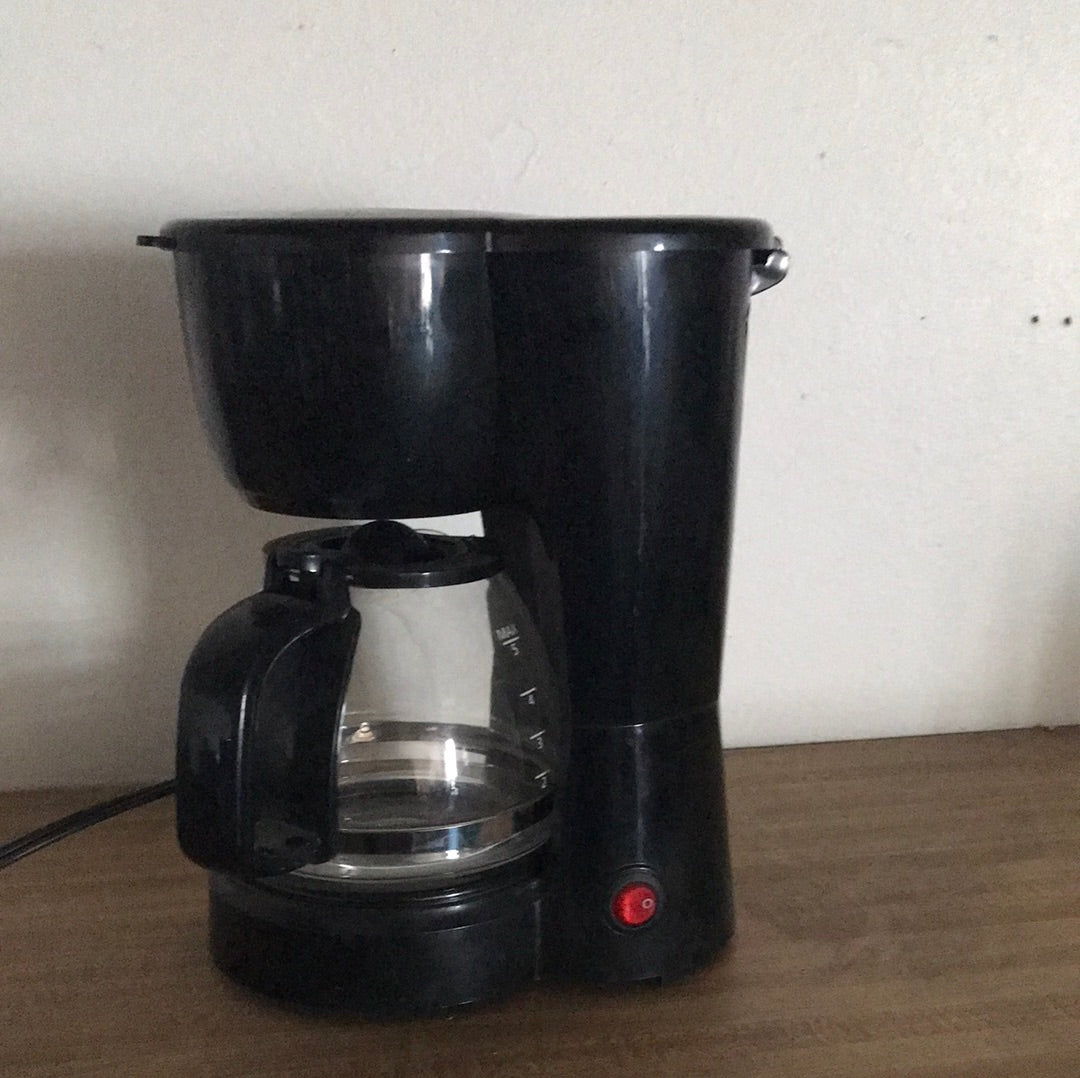 E00100 - coffee maker