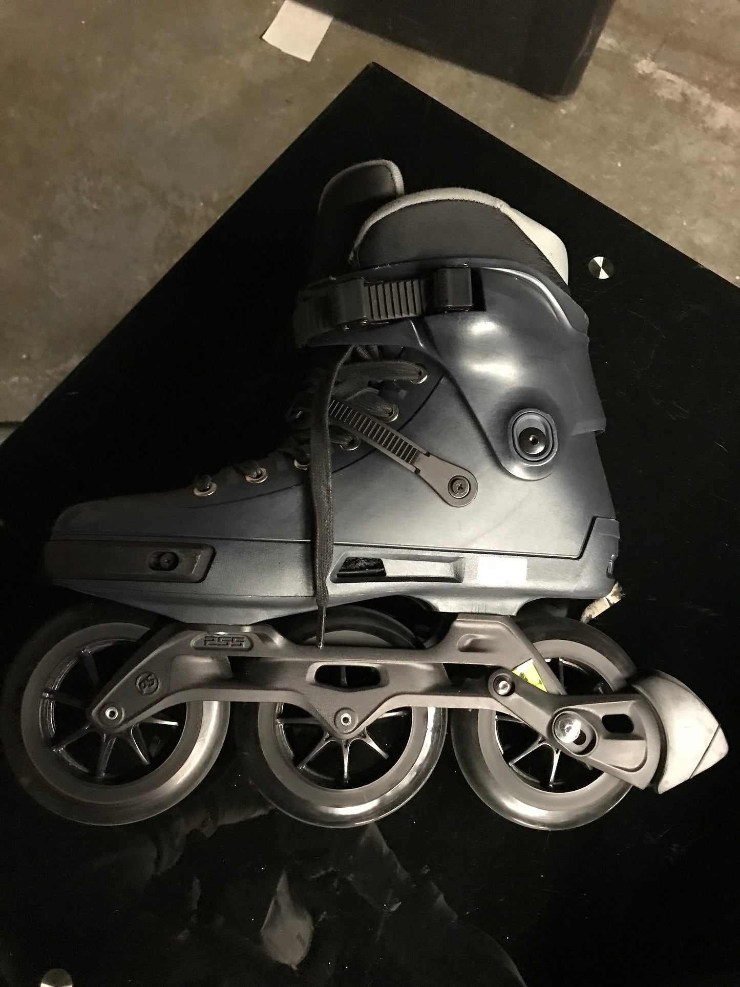 P00148 - Powerslide Next Pro Skates Sz 14/15