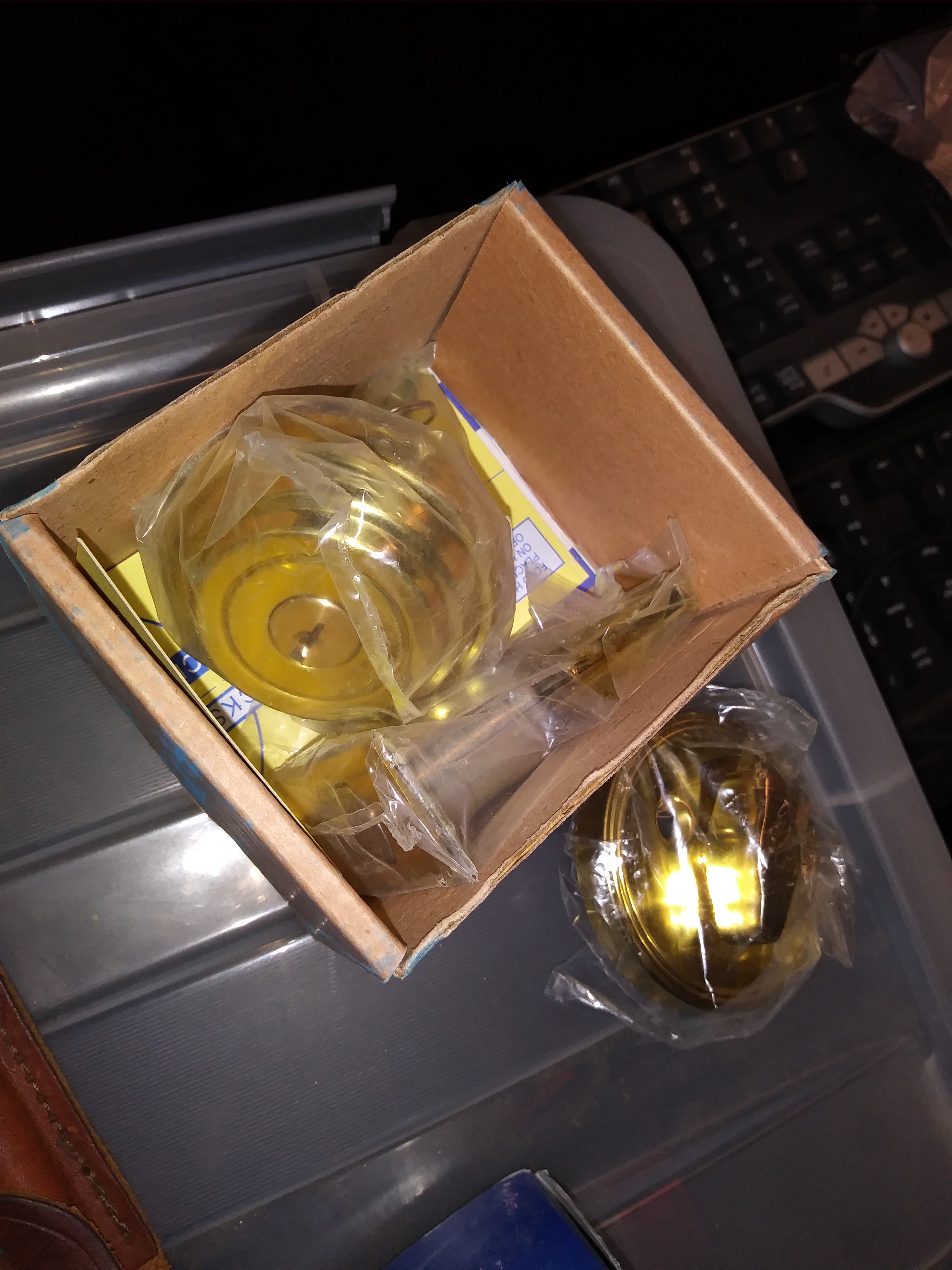 B00011 - Maxtech Deadbolt Lock – Blue Gator Liquidators