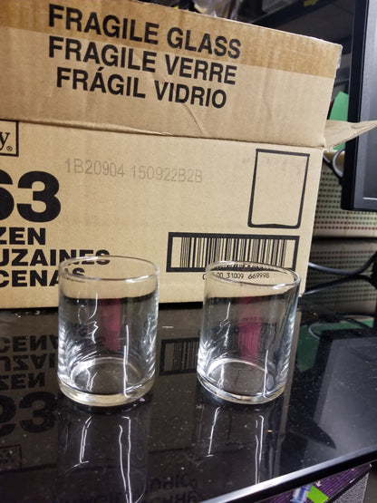 M00126 - Fragile Glass Cups