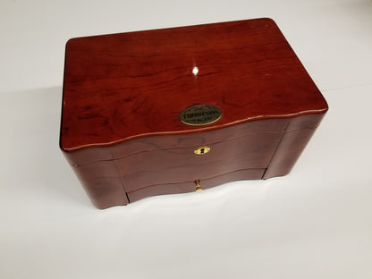 M00144 - Humidor