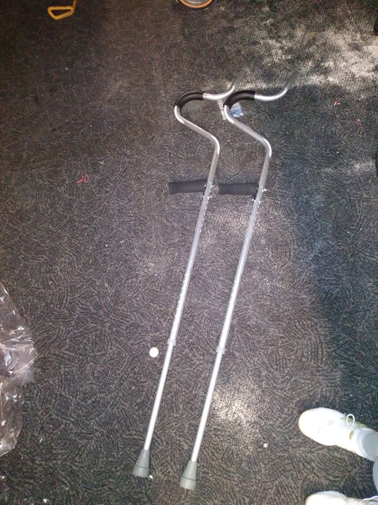 M00089 - In-Motion Pro Crutches