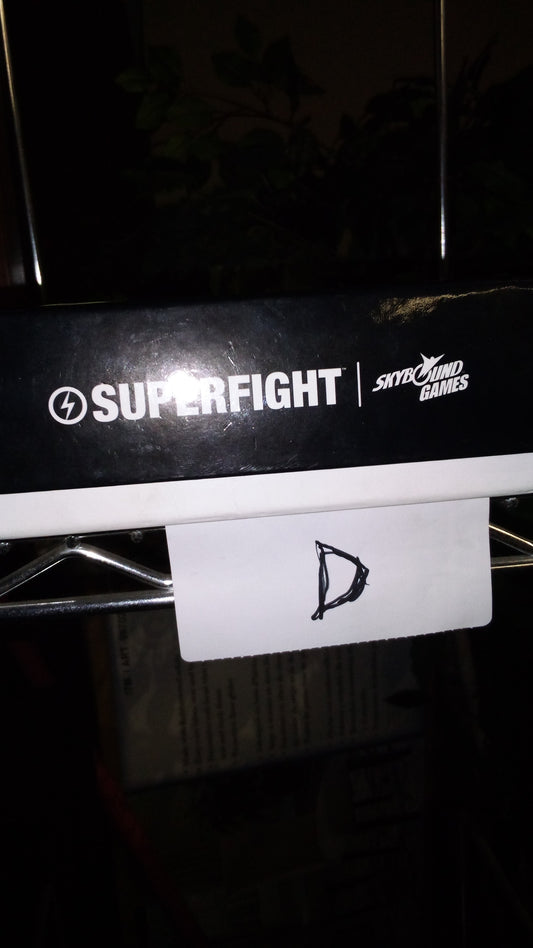 P00056 - Superfight card game